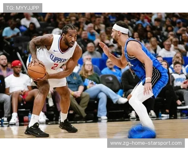 快船团队在比赛后半段表现出色实现逆袭 快船团队在比赛后半段表现出色实现逆袭